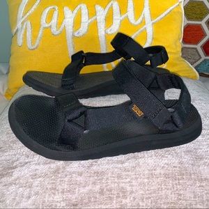 ORIGINAL TEVA BLACK SANDALS